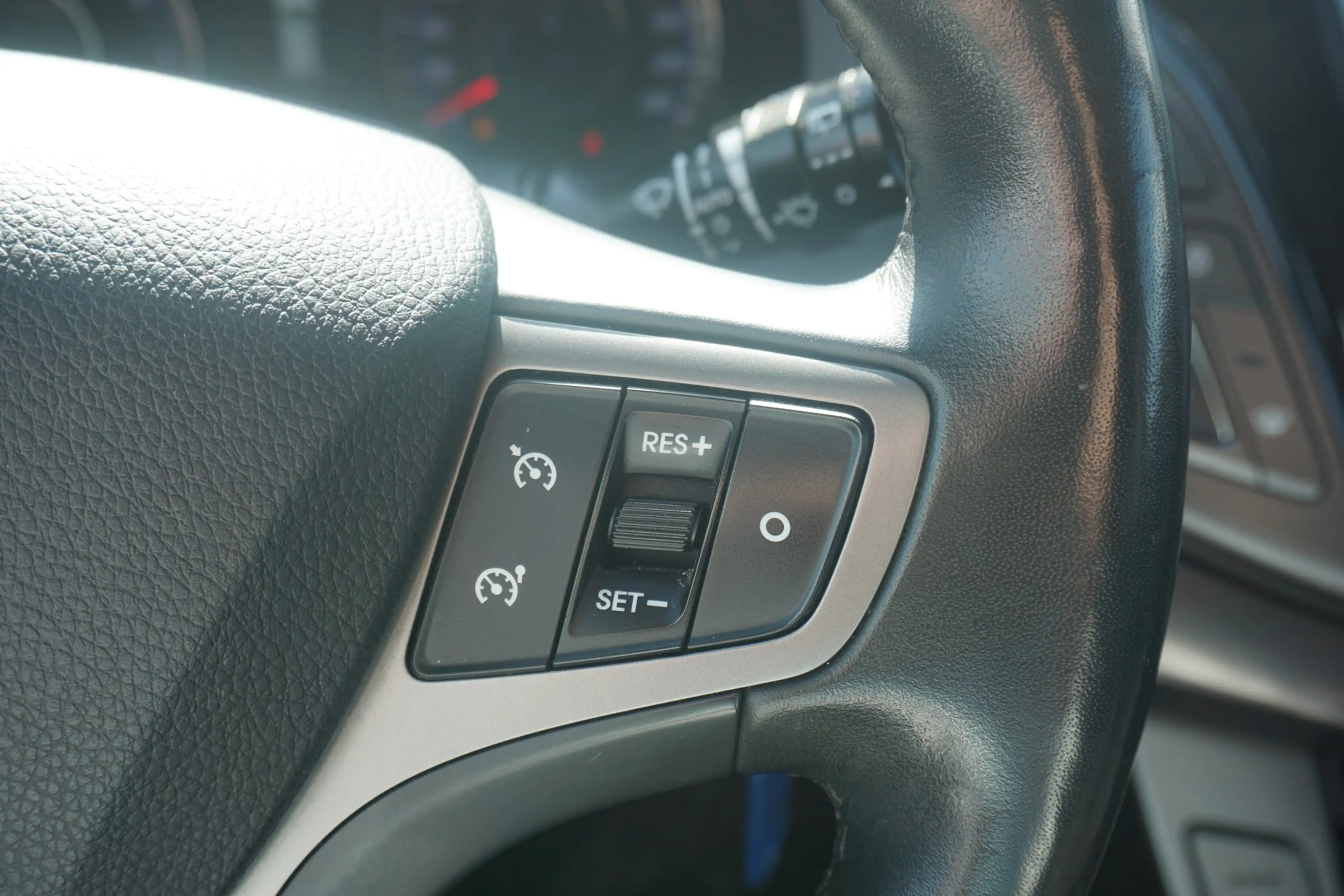 Hyundai i40 Kombi 1.6 GDI Space Blue Navi Kamera — photo 22