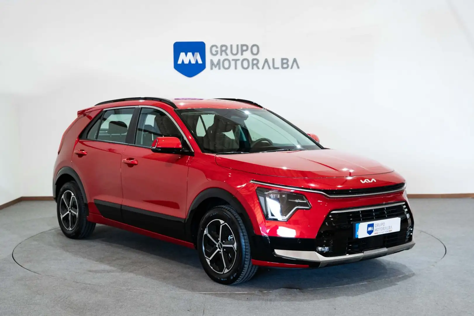 Kia Niro Drive 1.6 GDi HEV 104kW (141CV) Rojo - 1