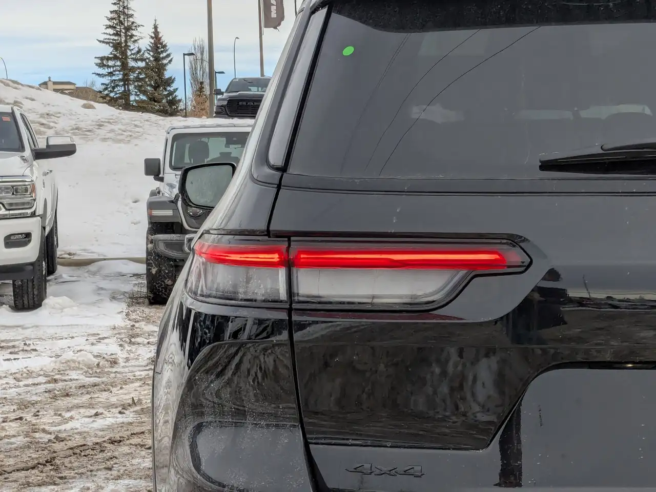 Jeep Grand Cherokee снимка Jeep Grand Cherokee