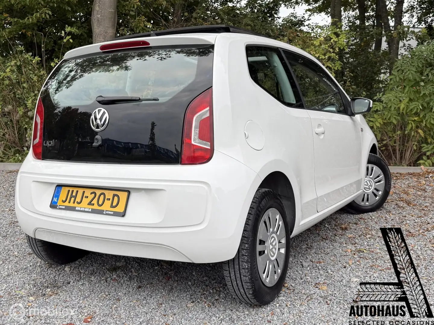 Volkswagen up! 1.0 high up! BlueMotion Pano Navi elektrische Wit - 2