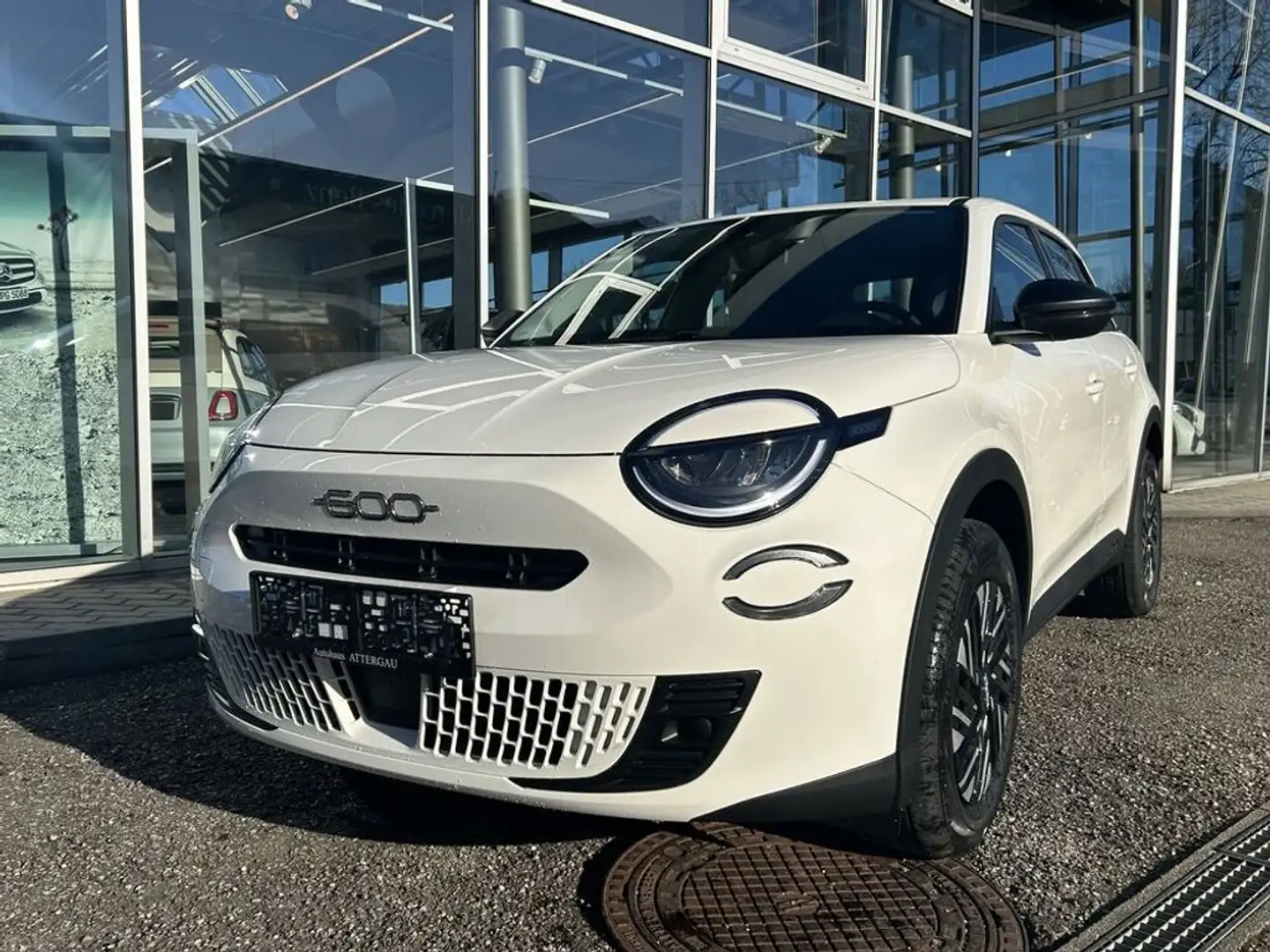 Fiat 600 HYB 100 °Automatik° GUTE AUSTATTUNG° Biały - 1