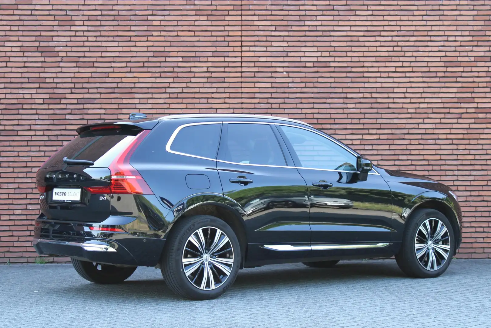 Volvo XC60 B4 Ultimate Bright | Panoramadak | Head-Up Display Zwart - 2