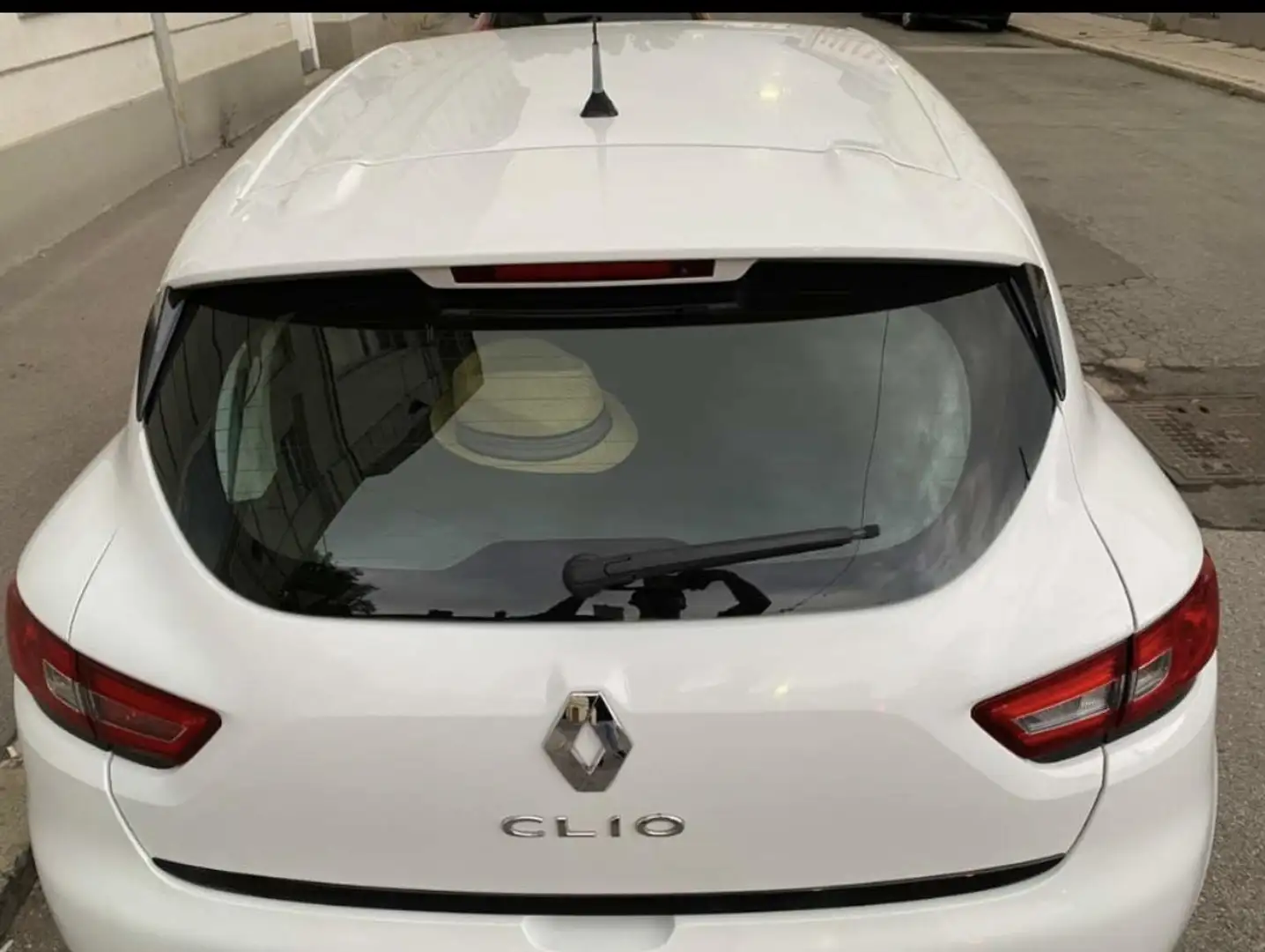 Renault Clio Tech`Run 1,2 16V 75 - 1