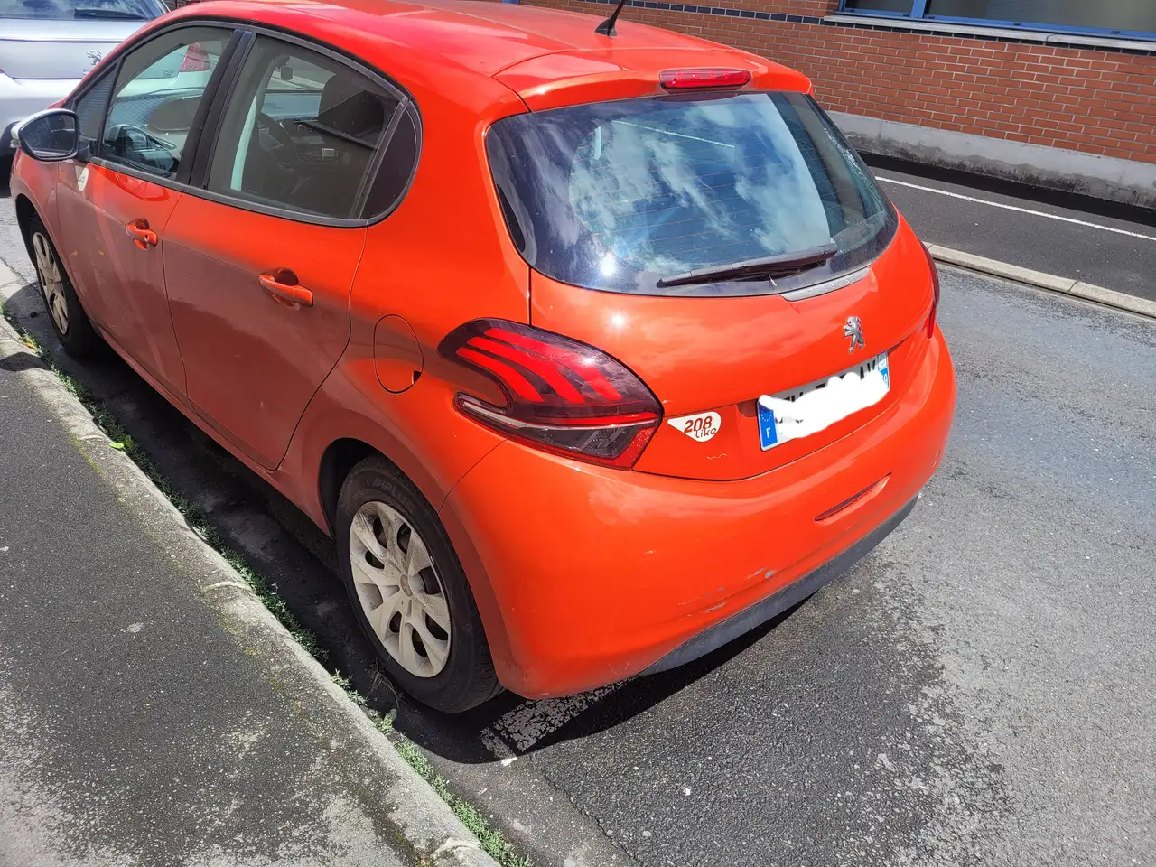 Peugeot 208 1.6 BlueHDi 75ch BVM5 Style