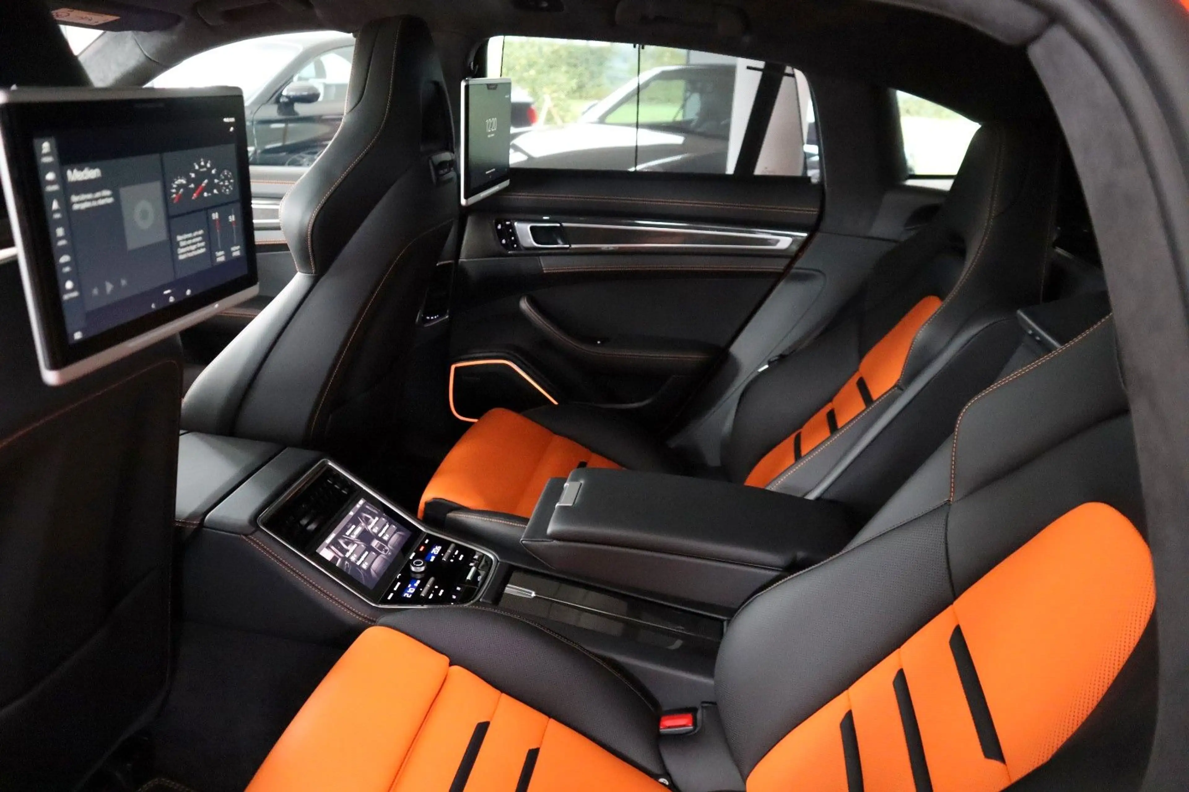 Porsche Panamera Sport Turismo GTS / max Voll / Porsche Exclusive — photo 15