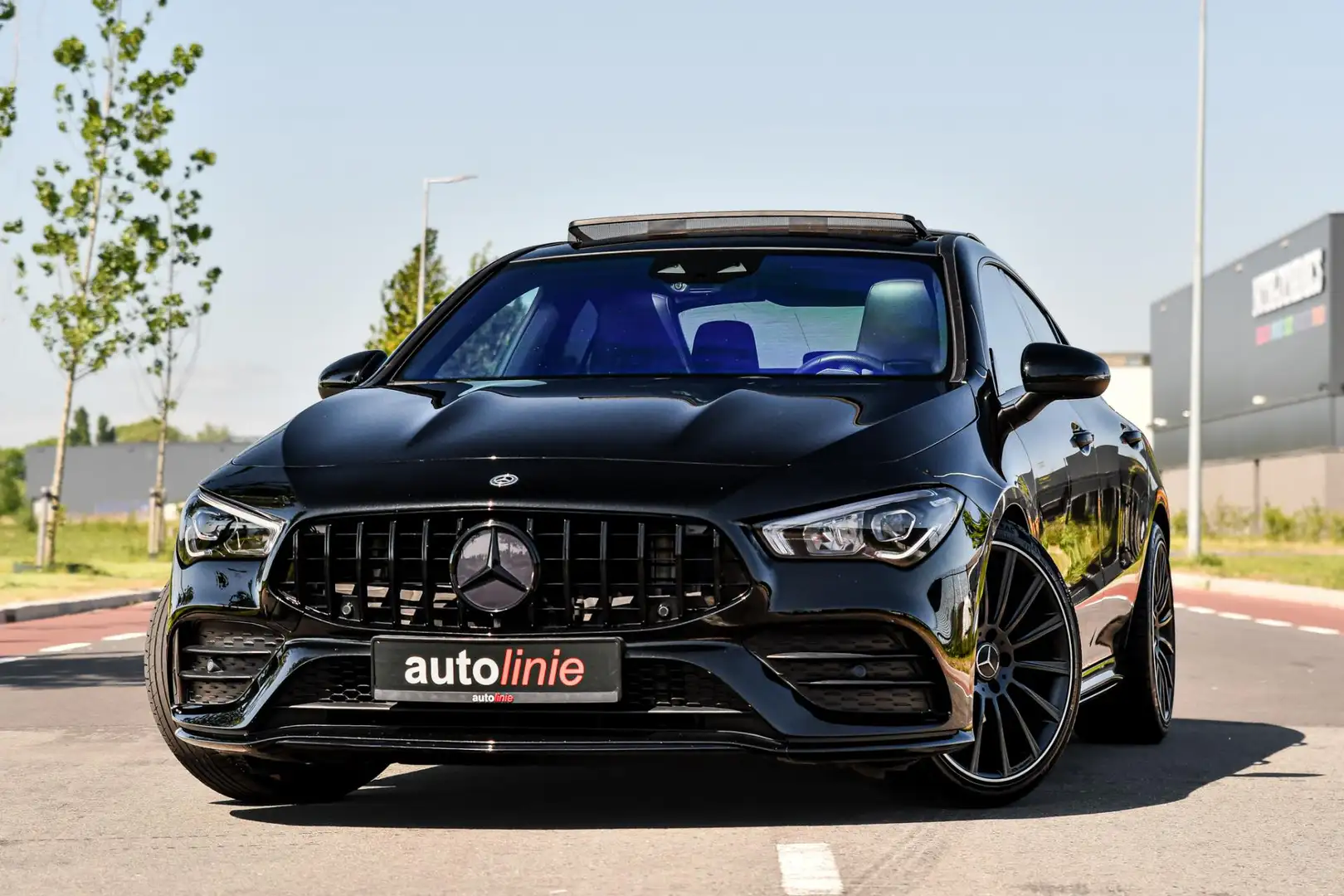 Mercedes-Benz CLA 180 AMG Night ed. Pano, Camera, Sfeer, CarPlay, 19''! Zwart - 1