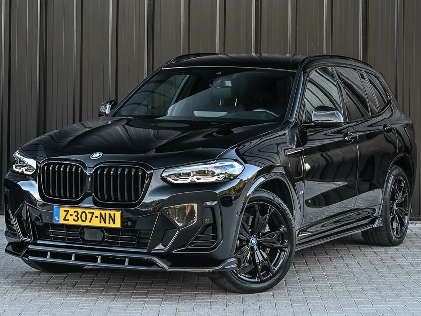 BMW X3 xDrive30e HIGH EXECUTIVE | M-SPORT | ACTIVE CRUISE Noir - 2