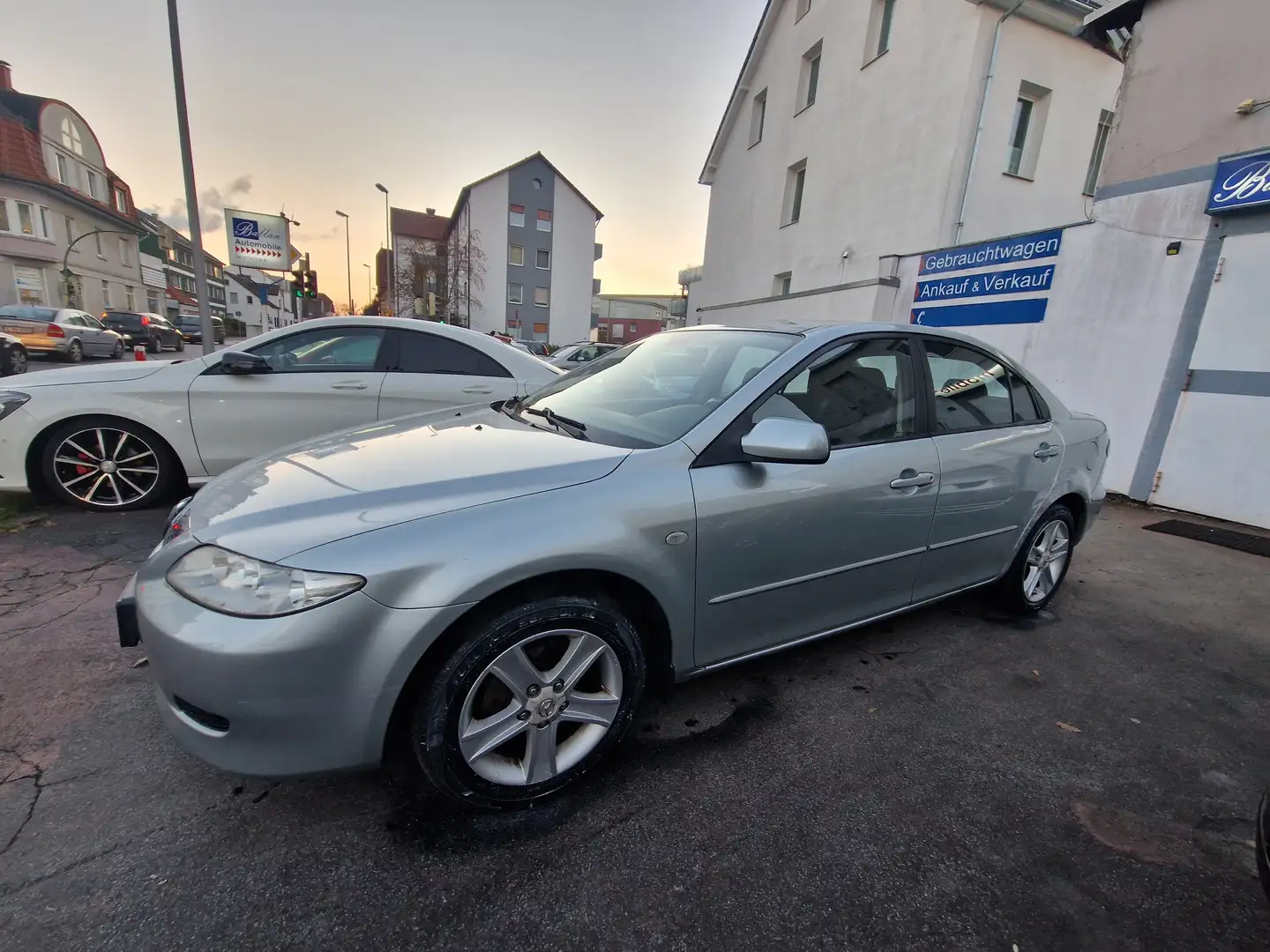 Mazda 6 2.0 Exclusive Sport (5-trg.)(108kW) Gris - 1