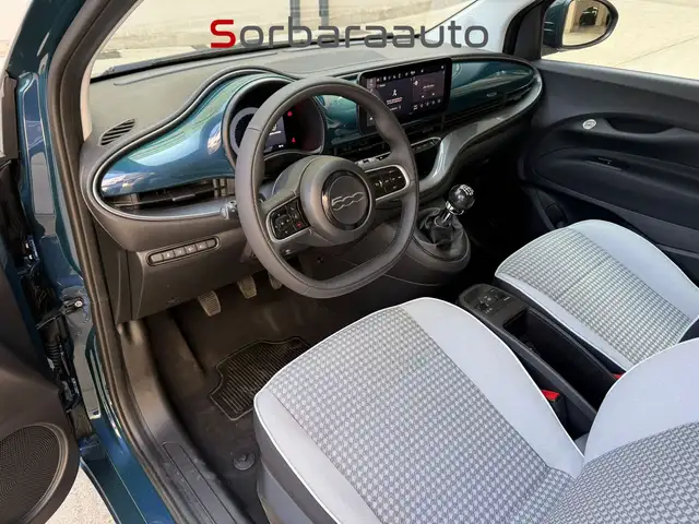 Fiat 500 view 11