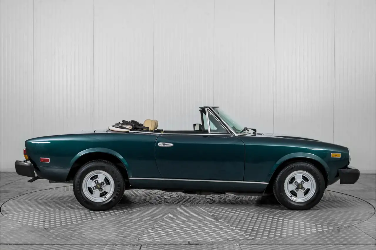 Fiat 124 Spider 2000 ., foto 12