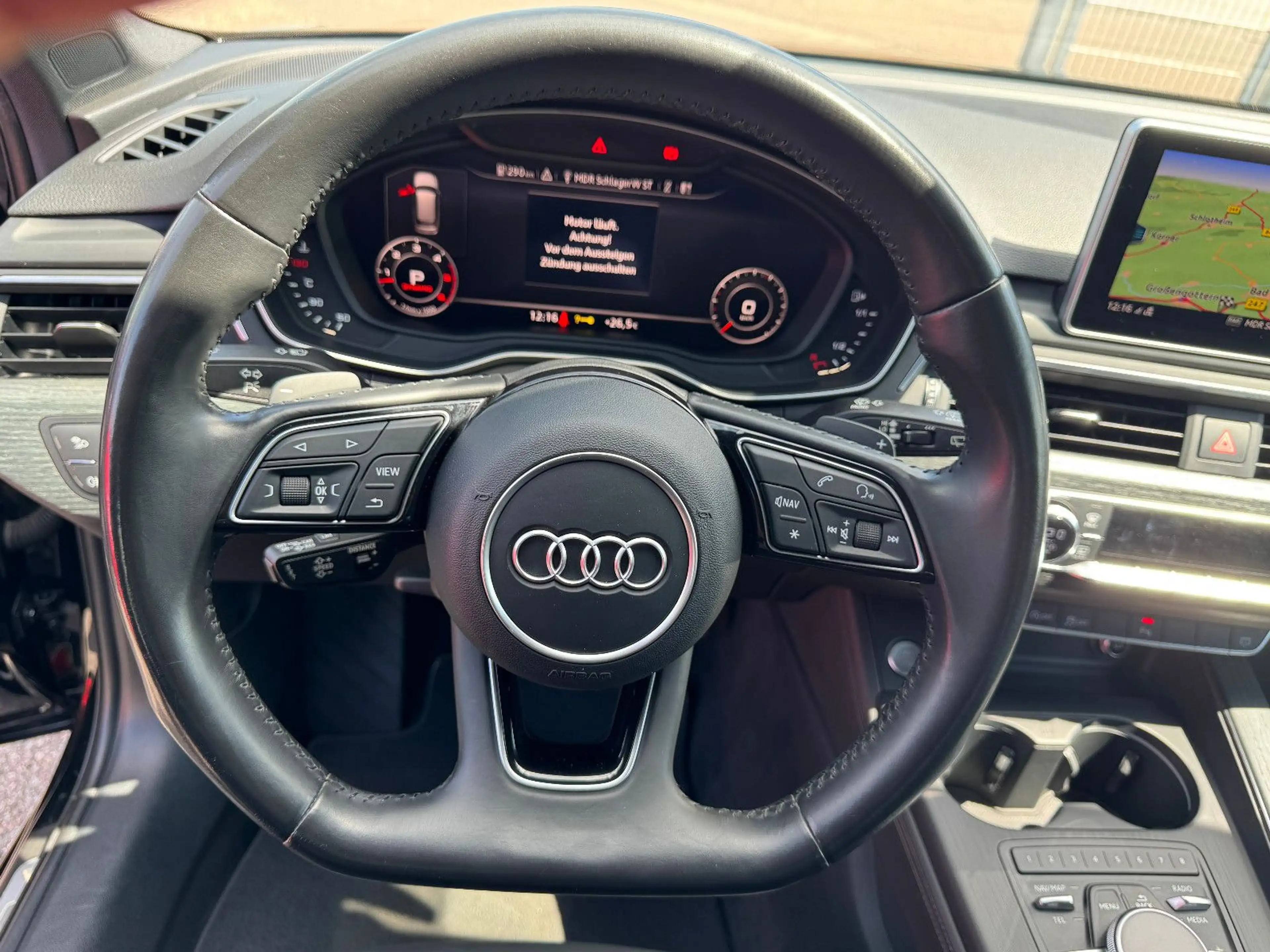 Audi A4 3x S-Line sport Pano Navi Led Acc Tmp Kamera — photo 21