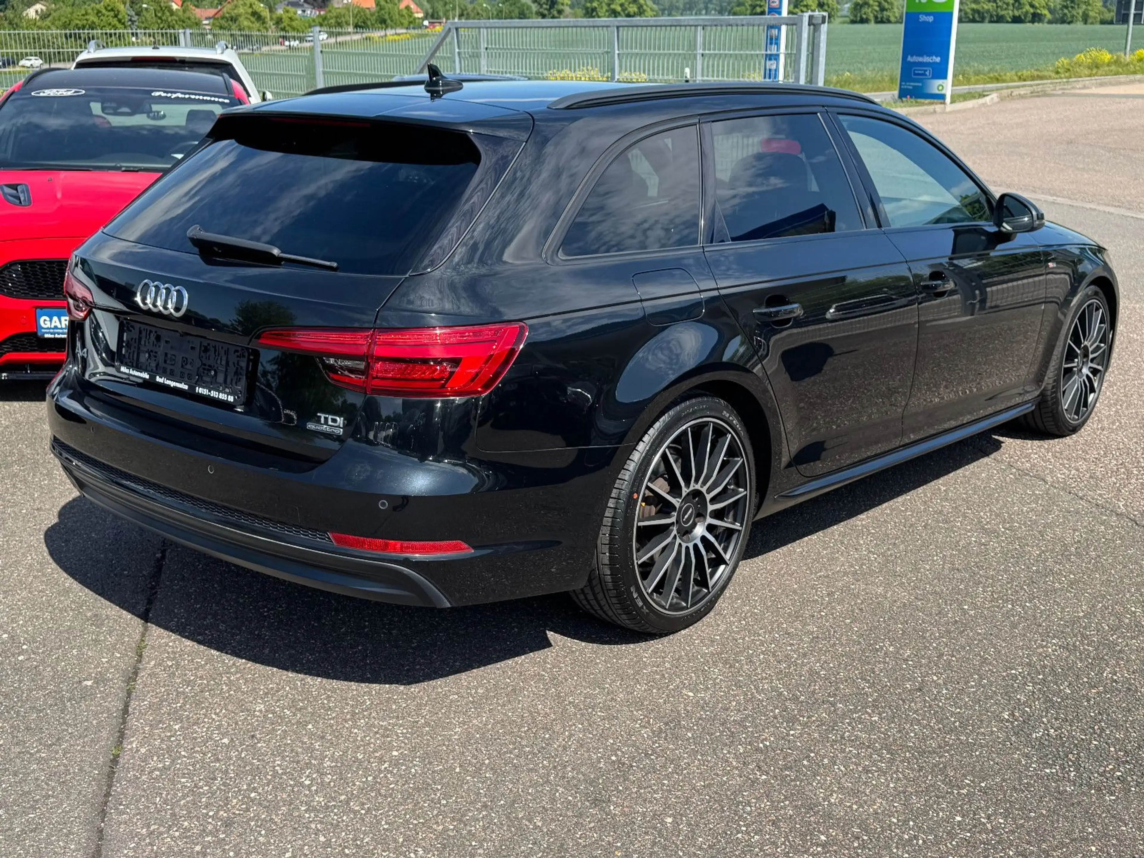 Audi A4 3x S-Line sport Pano Navi Led Acc Tmp Kamera — photo 3