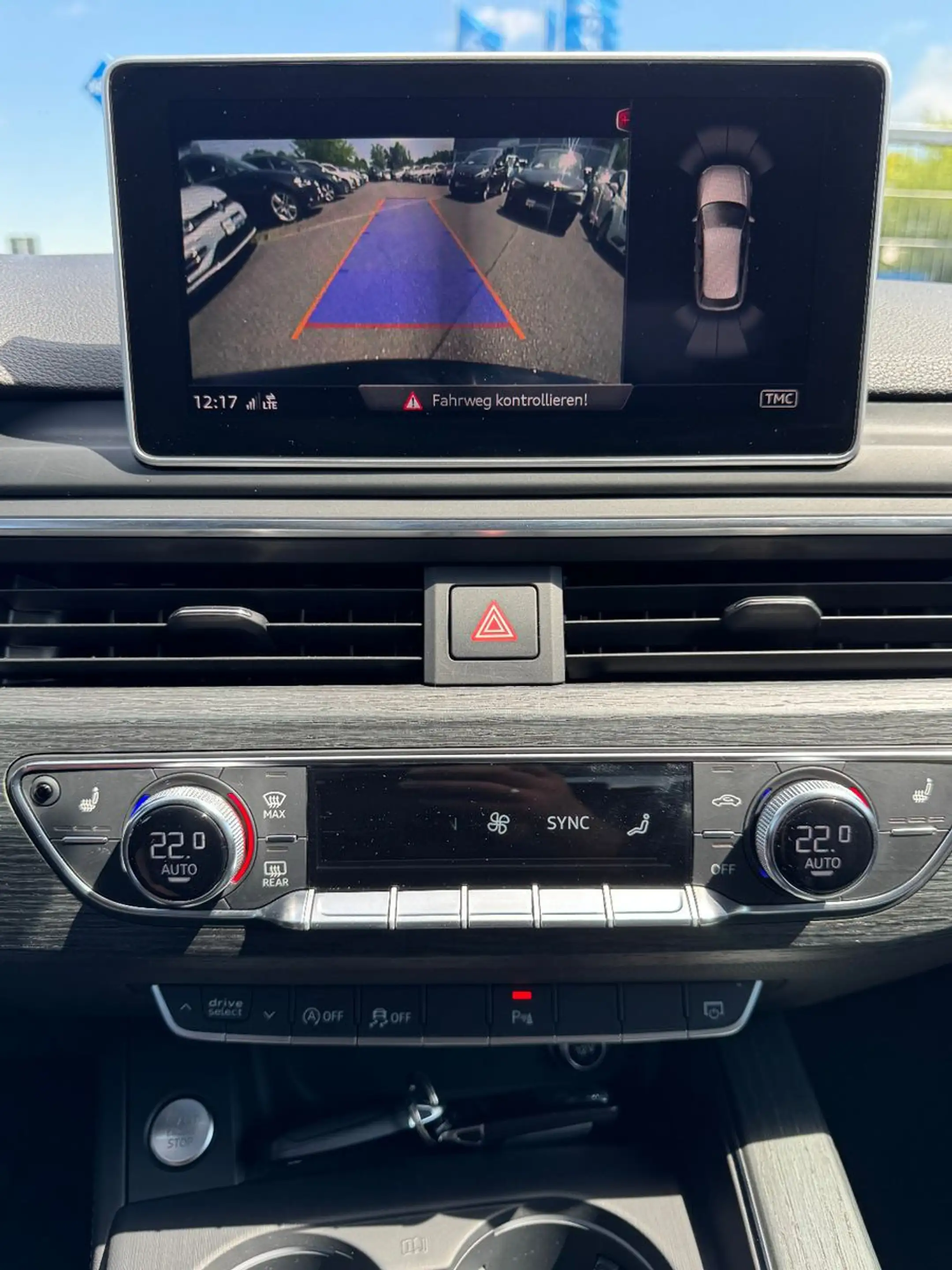 Audi A4 3x S-Line sport Pano Navi Led Acc Tmp Kamera — photo 22
