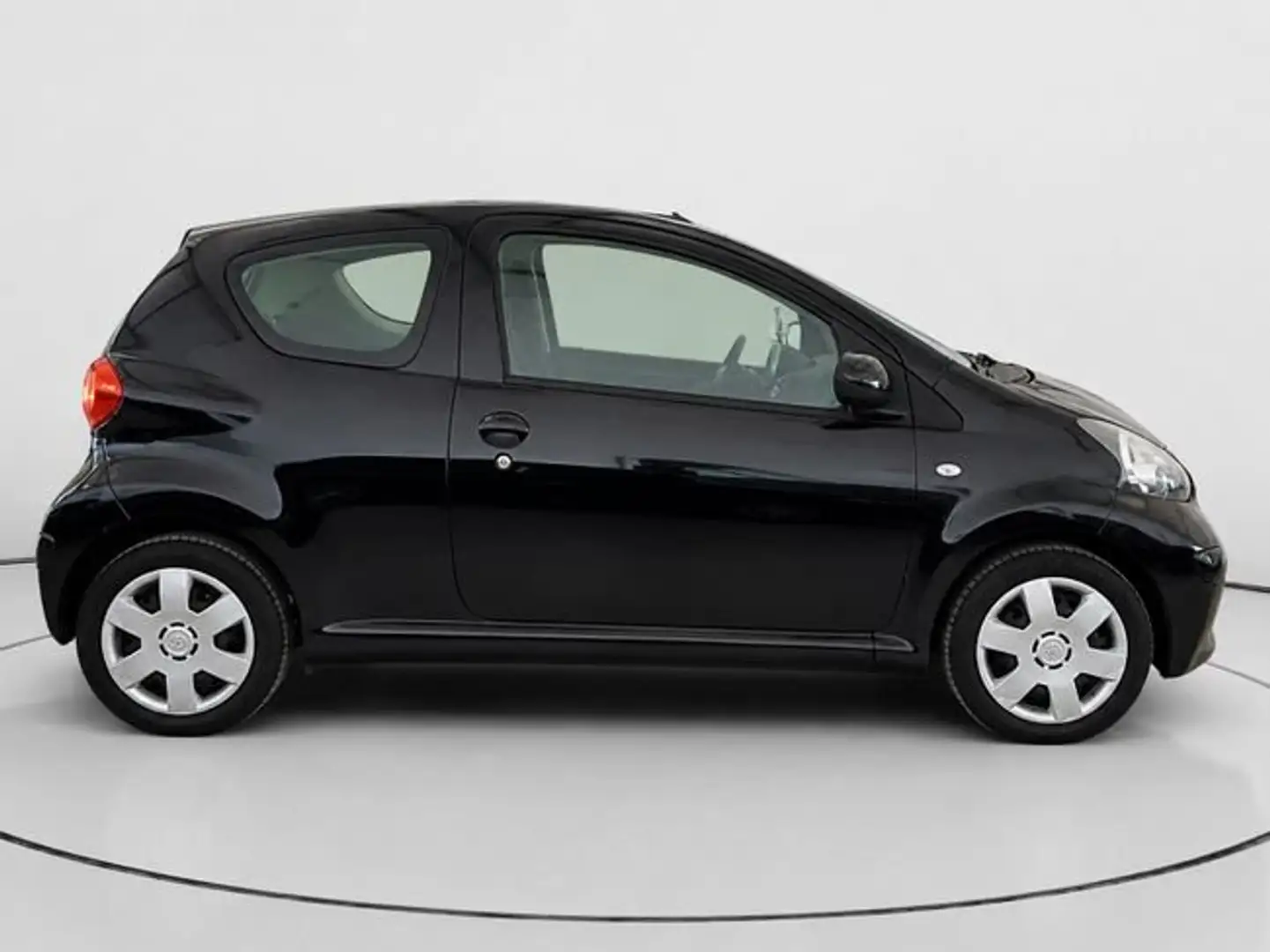 Toyota Aygo 1.4D Blue Negro - 2