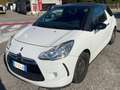 DS Automobiles DS 3 DS3 BlueHDi 100 So Chic So Chic Blanc - thumbnail 2