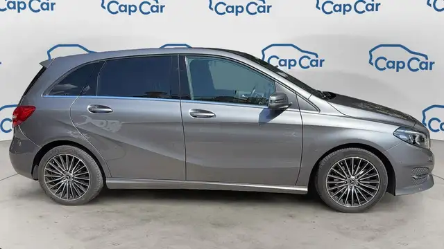 Mercedes-Benz Unknown Model view 4