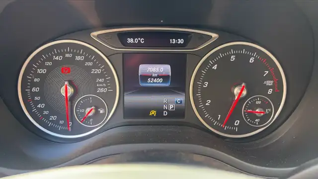 Mercedes-Benz Unknown Model view 12