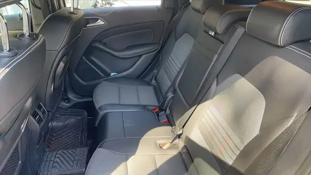 Mercedes-Benz Unknown Model view 9