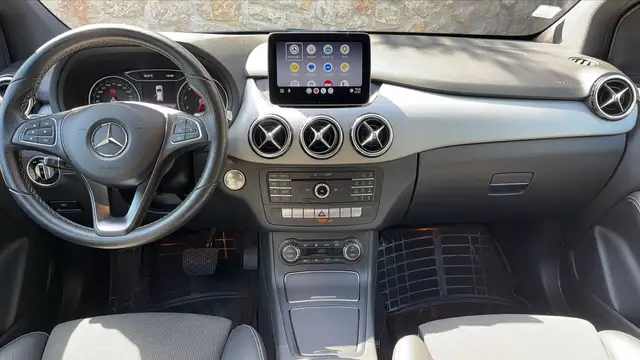 Mercedes-Benz Unknown Model view 11