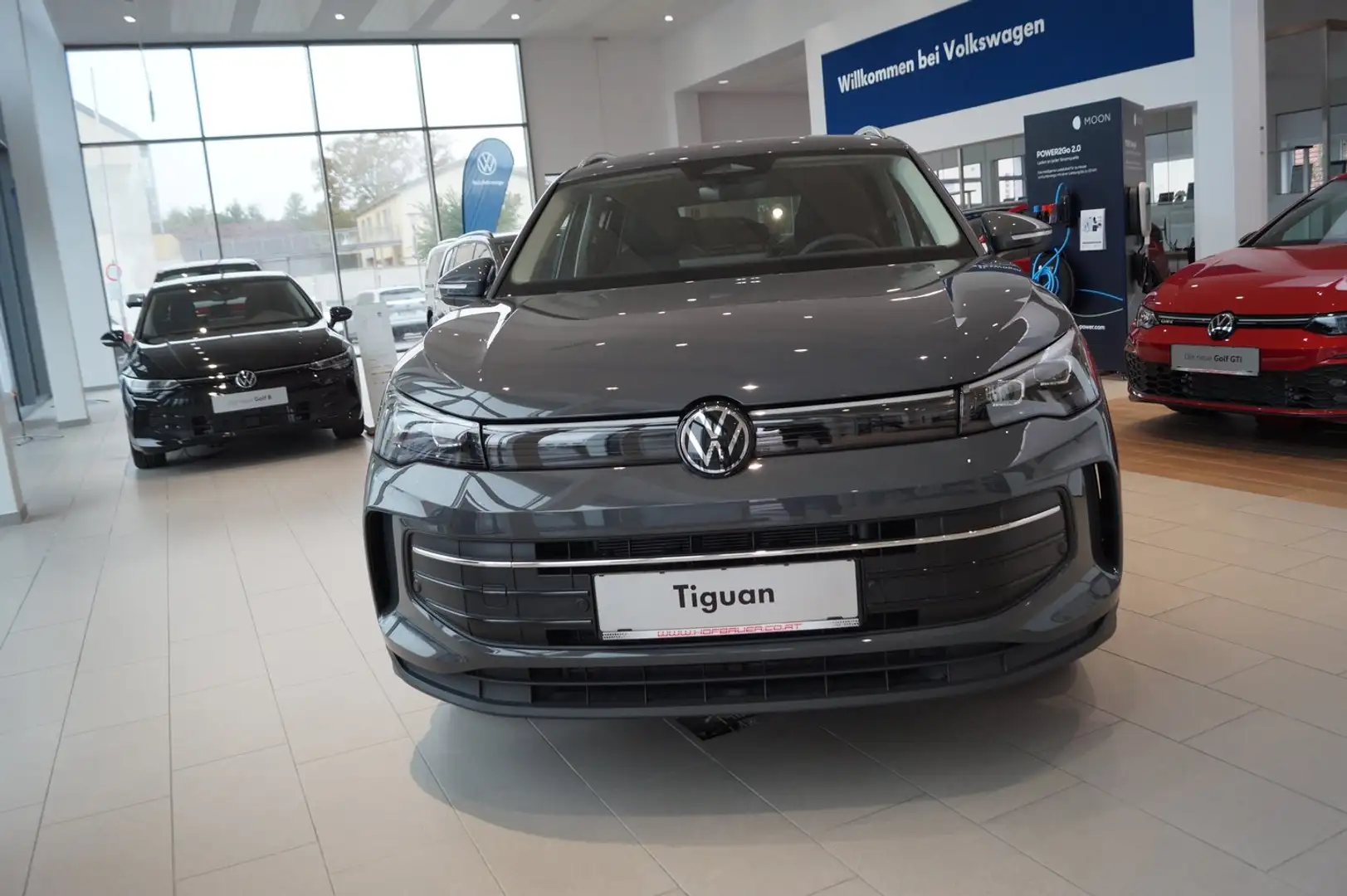 Volkswagen Tiguan Friends TDI DSG Grijs - 2