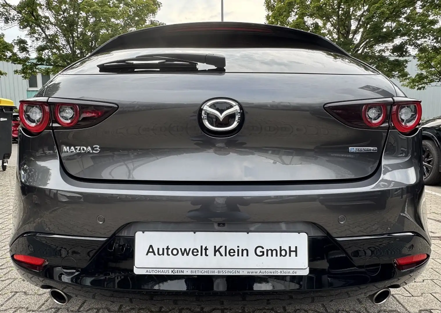 Mazda 3 2.0L e-SKYACTIV G 122ps 6AT FWD Homura Grau - 2