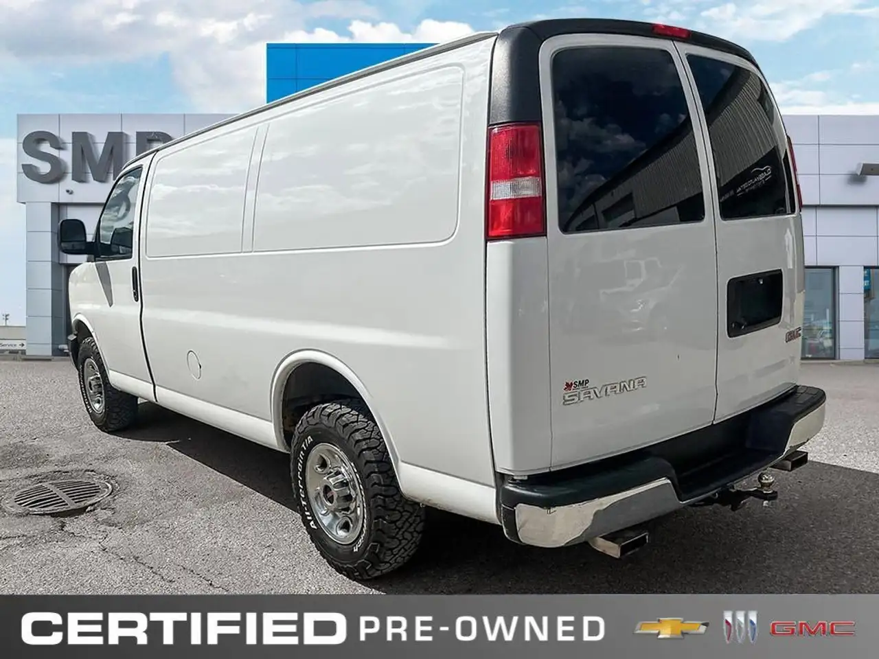 GMC Savana снимка GMC Savana