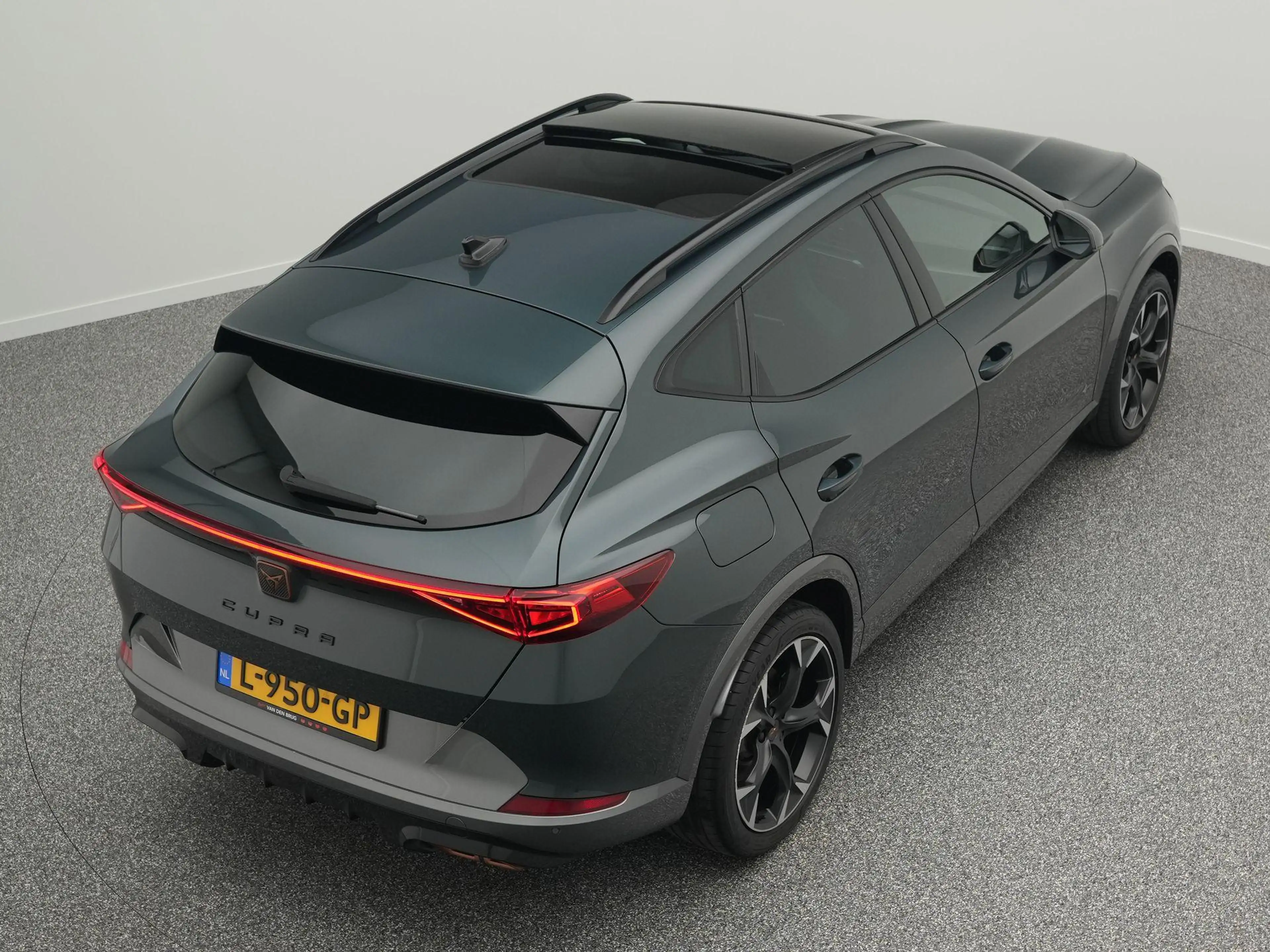 CUPRA Formentor 1.4 e-Hybrid 245pk VZ | Panoramadak | Dynamic chas — photo 13