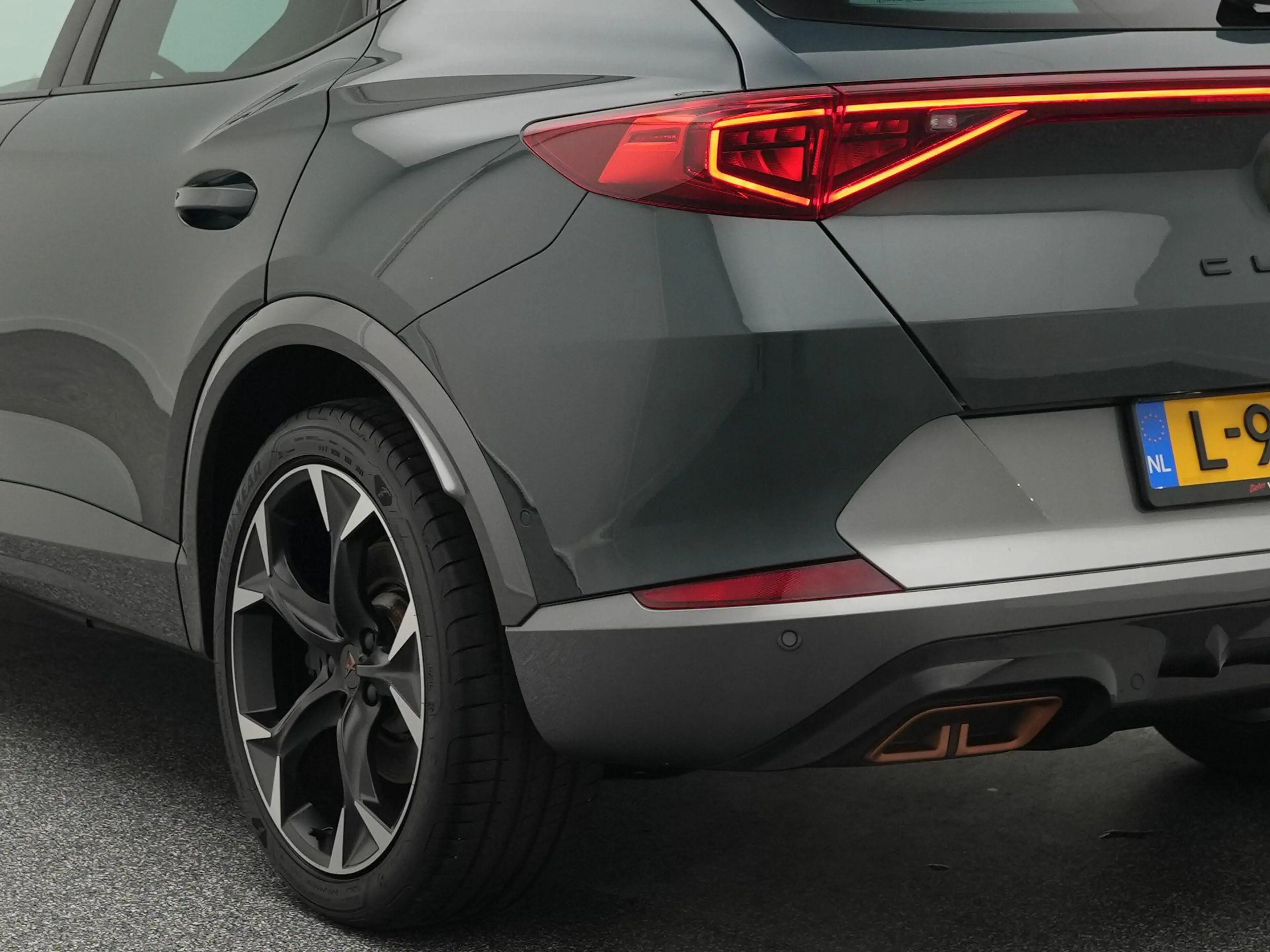 CUPRA Formentor 1.4 e-Hybrid 245pk VZ | Panoramadak | Dynamic chas — photo 15