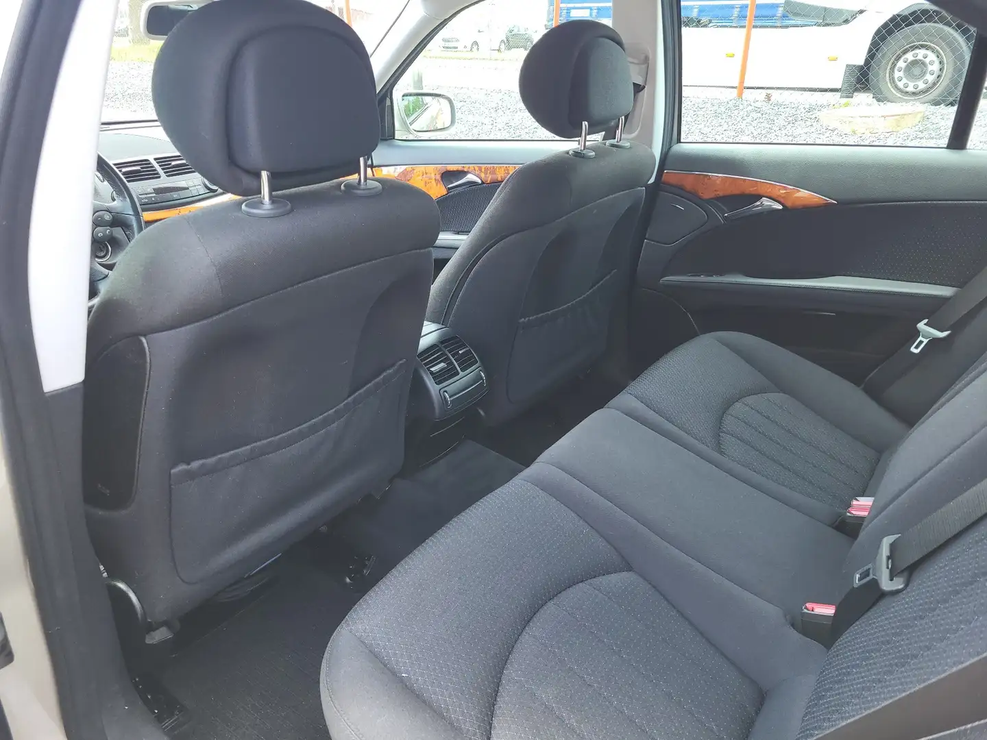 Mercedes-Benz E 220 CDI Automatik Elegance - 2