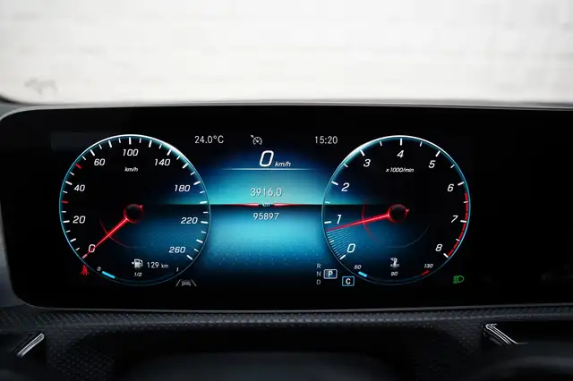 Mercedes-Benz Cla Class view 14