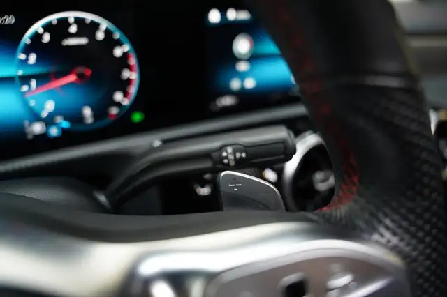 Mercedes-Benz Cla Class view 21