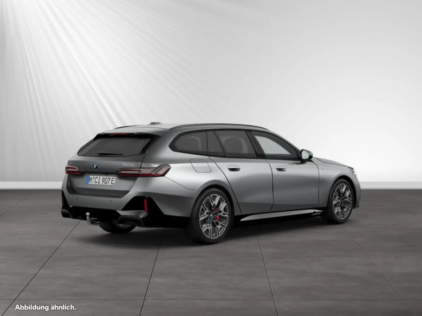 BMW 550 e xDrive Touring Frozen Pure Grey|M Sport Pro Gris - 2