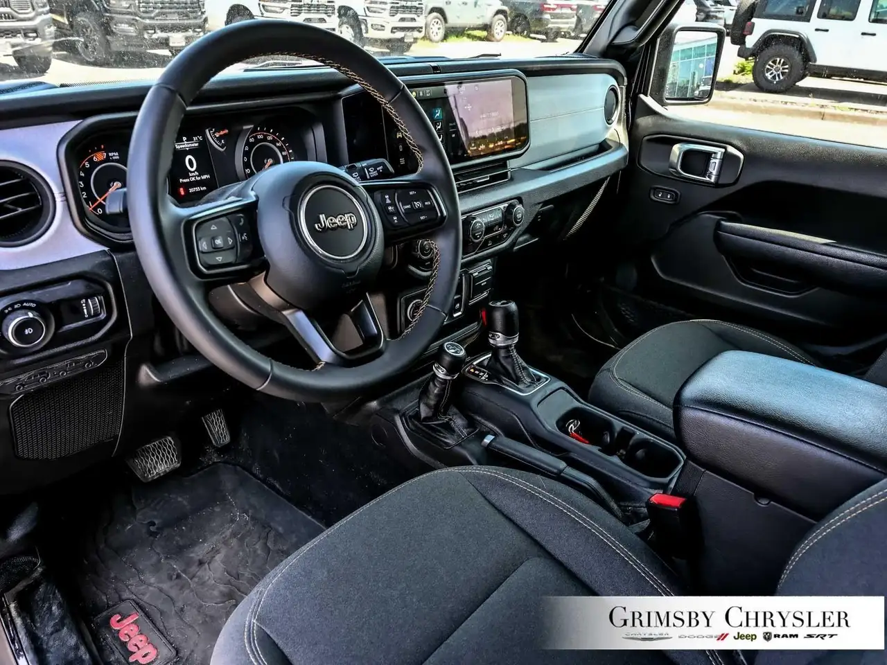 Jeep Wrangler снимка Jeep Wrangler