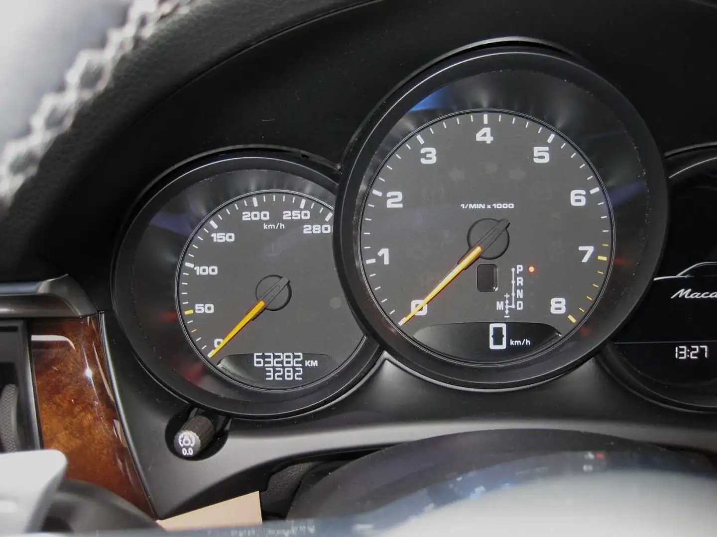 Porsche Macan PDK 1HD dt.Fzg. Schwarz - 2