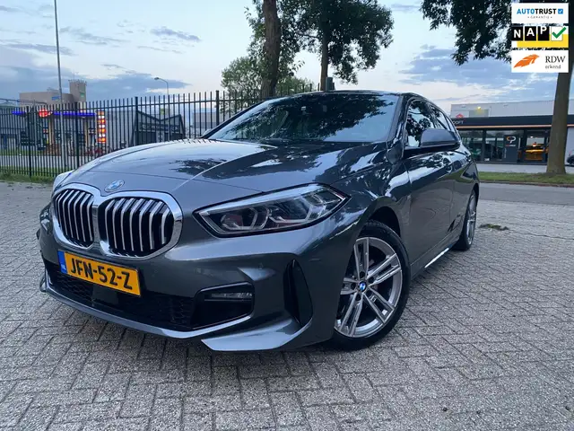BMW 118 1-serie 118i High Automaat Executive M-Pakket Navi