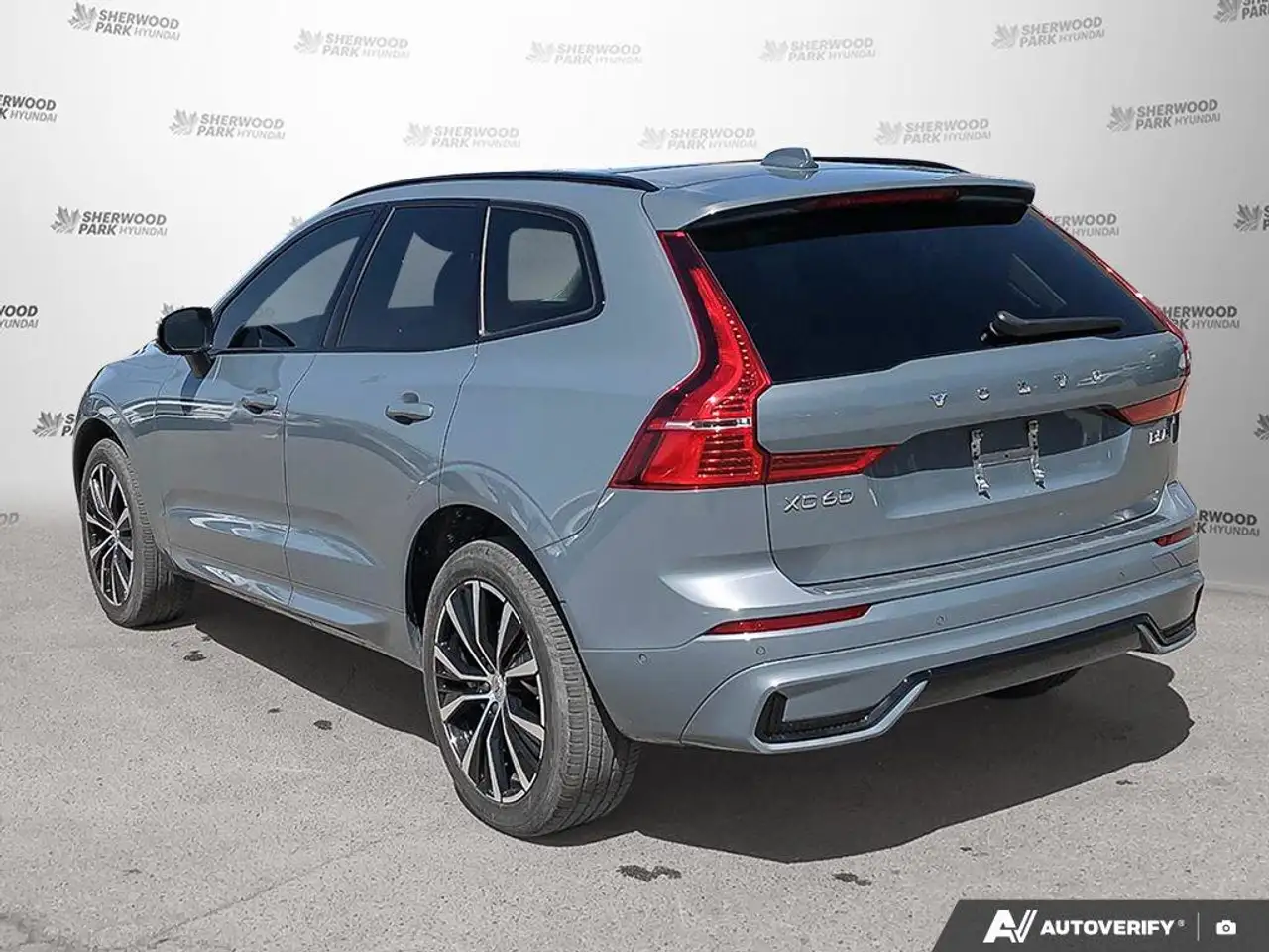 Volvo XC60 снимка Volvo XC60