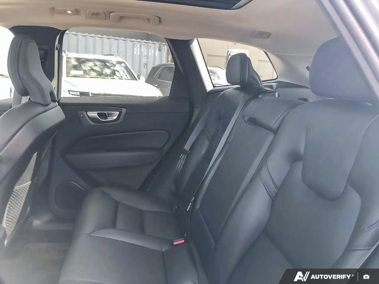 Volvo XC60 photo Volvo XC60