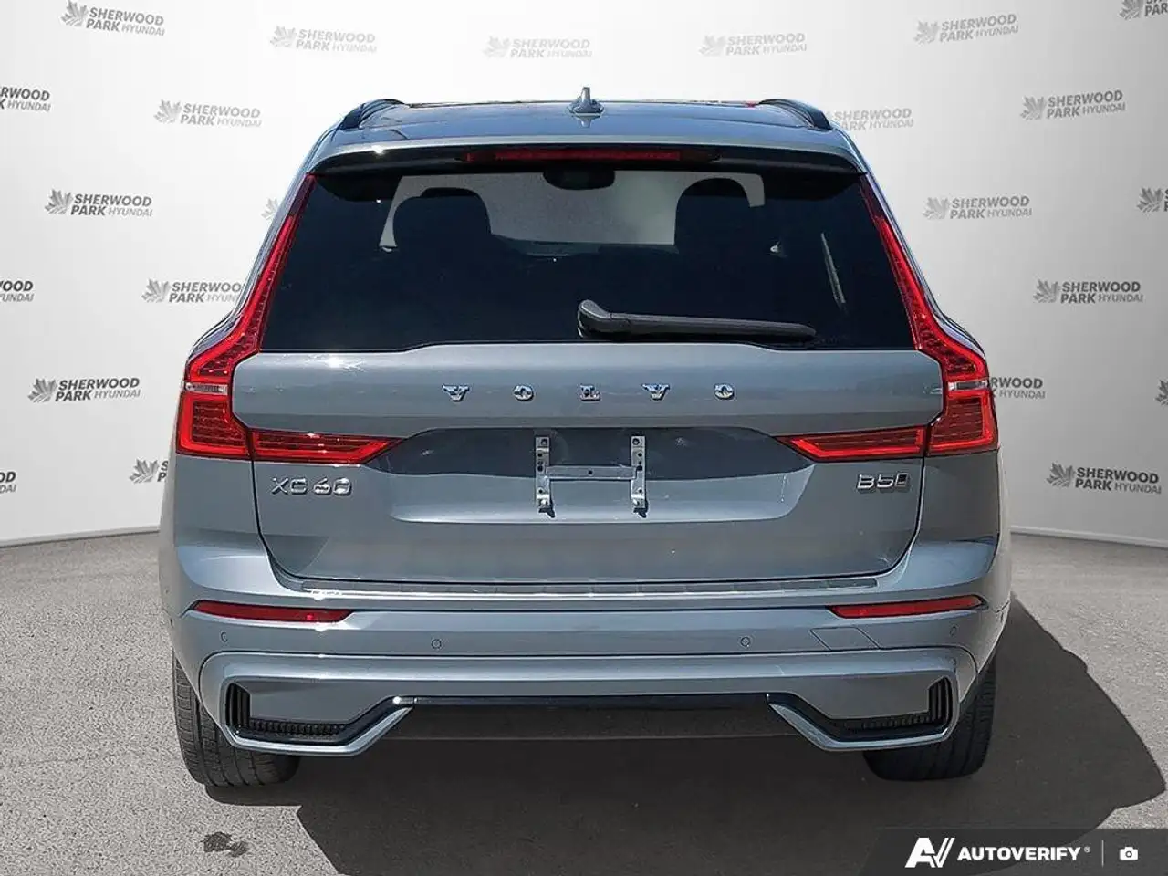 Volvo XC60 снимка Volvo XC60