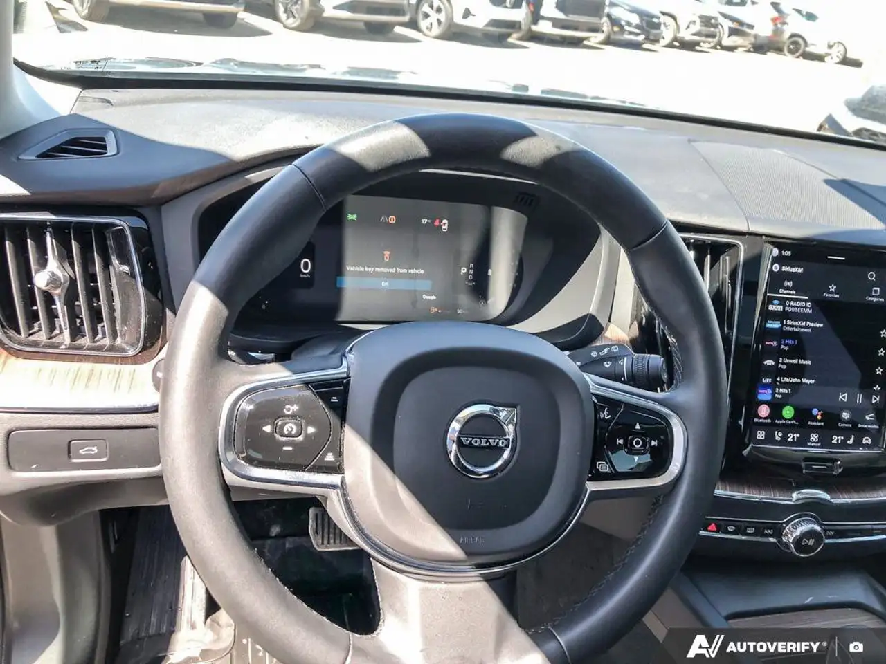 Volvo XC60 снимка Volvo XC60