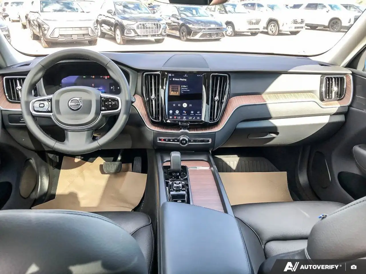 Volvo XC60 photo Volvo XC60