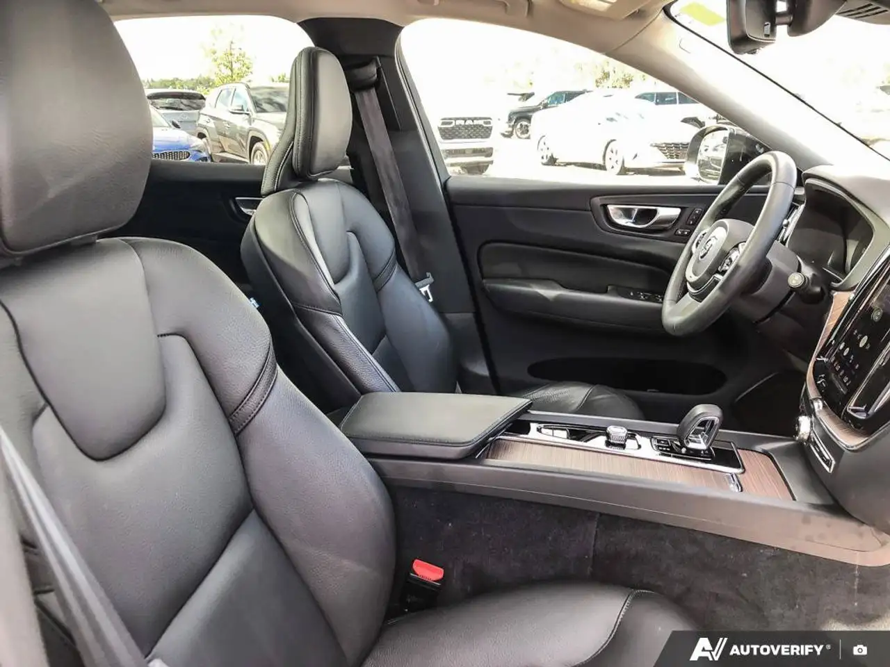 Volvo XC60 photo Volvo XC60