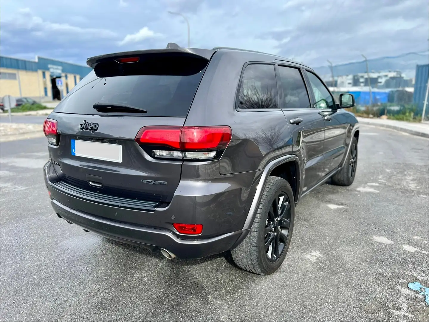 Jeep Grand Cherokee 3.0CRD Night Eagle Aut. 184kW Gris - 2