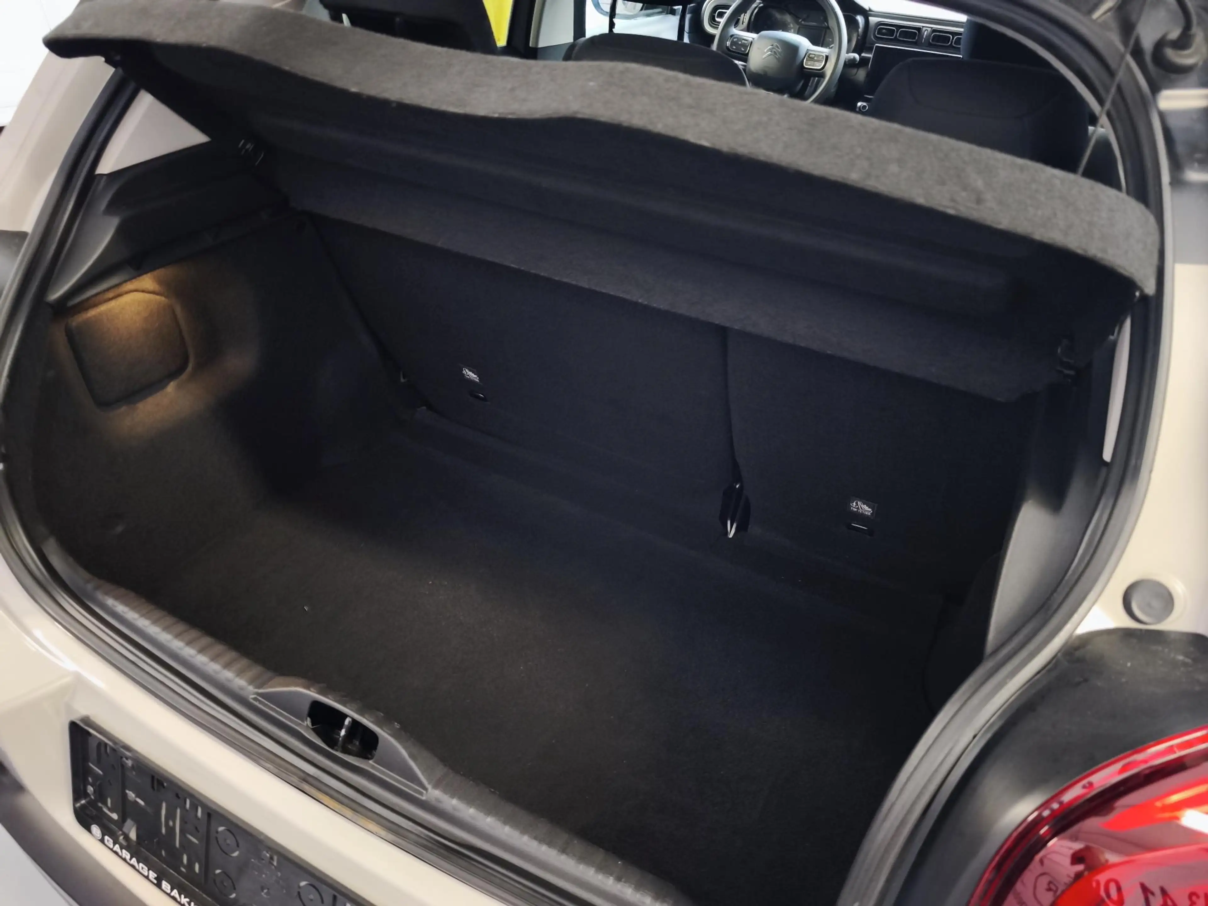 Citroen C3 1.2 PureTech Shine Stoelverwarming | Eco LED | PDC — photo 10
