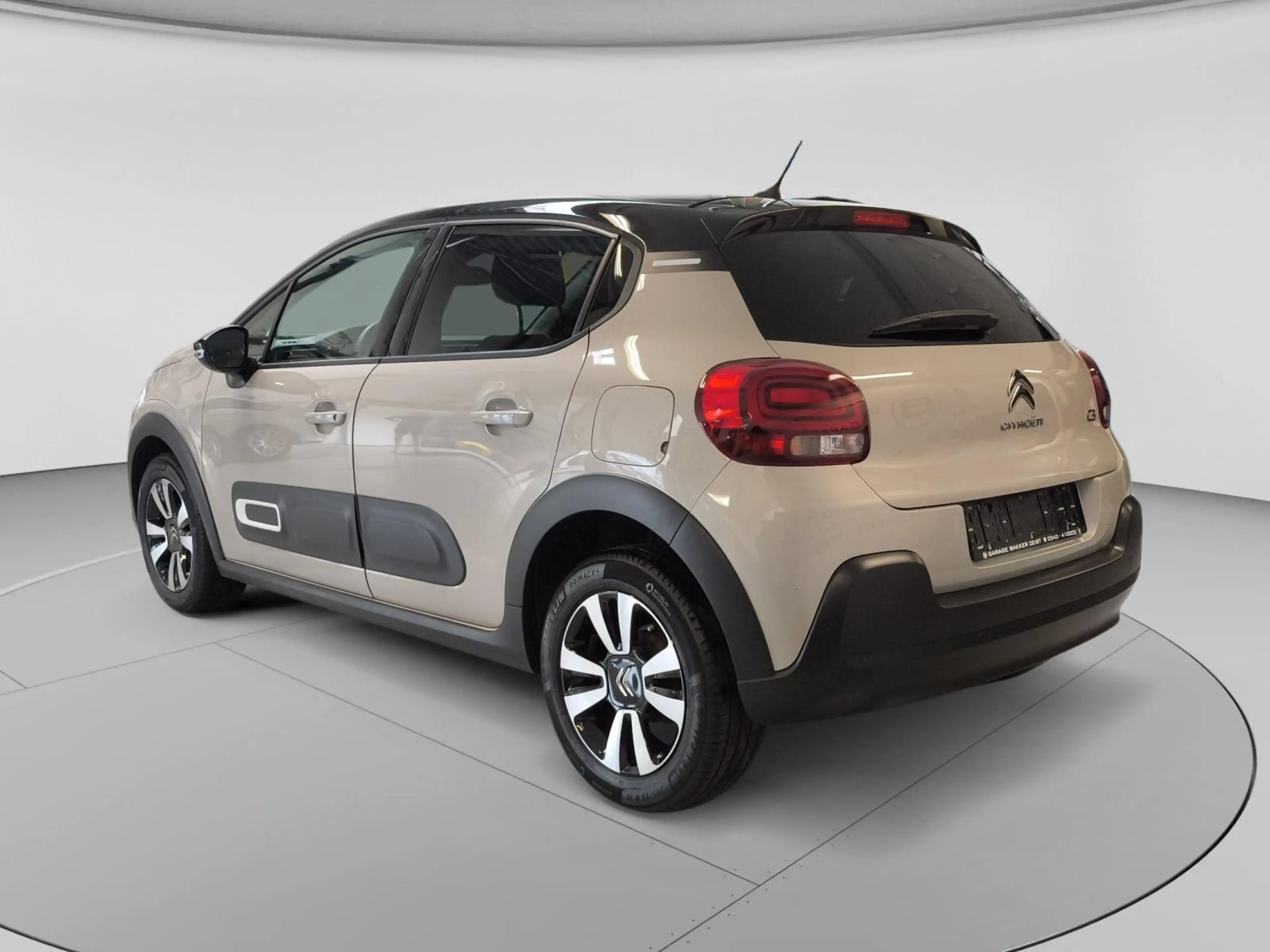 Citroen C3 1.2 PureTech Shine Stoelverwarming | Eco LED | PDC — photo 5