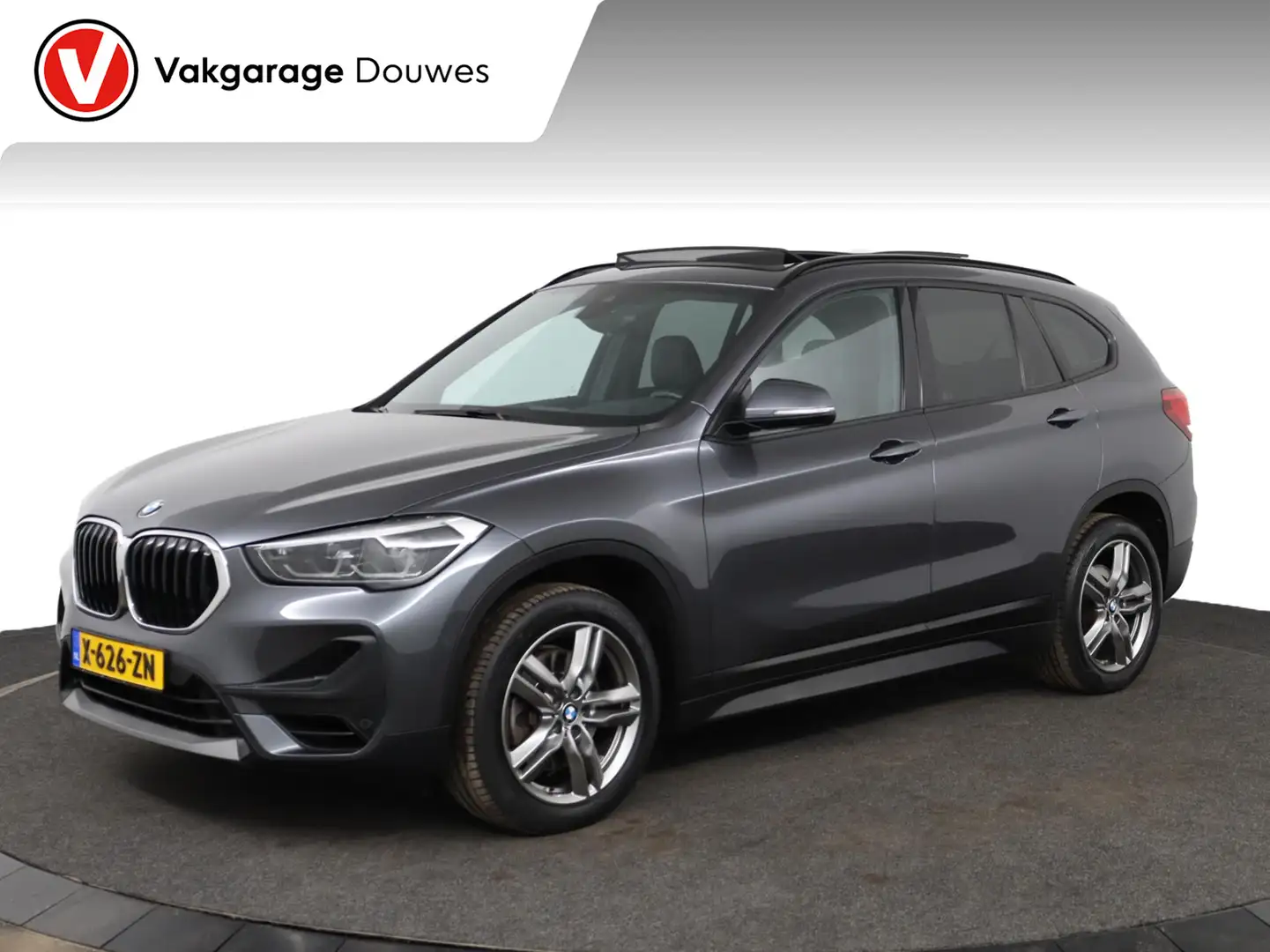 BMW X1 SDrive20i High Executive |Pano |Automaat|Leder|Tre Grijs - 1