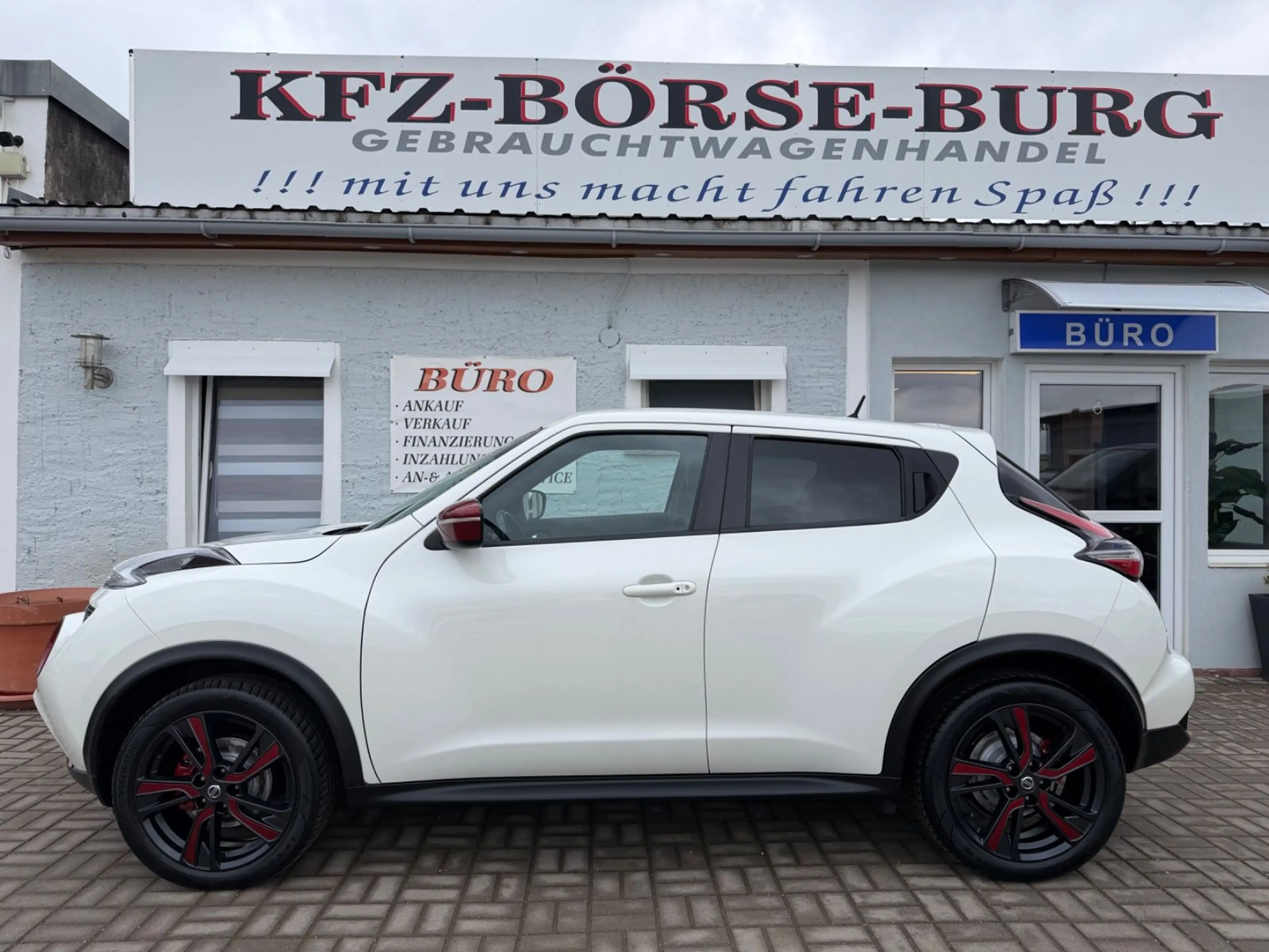 Nissan Juke N-Connecta*Rückfahrkamera* — photo 7