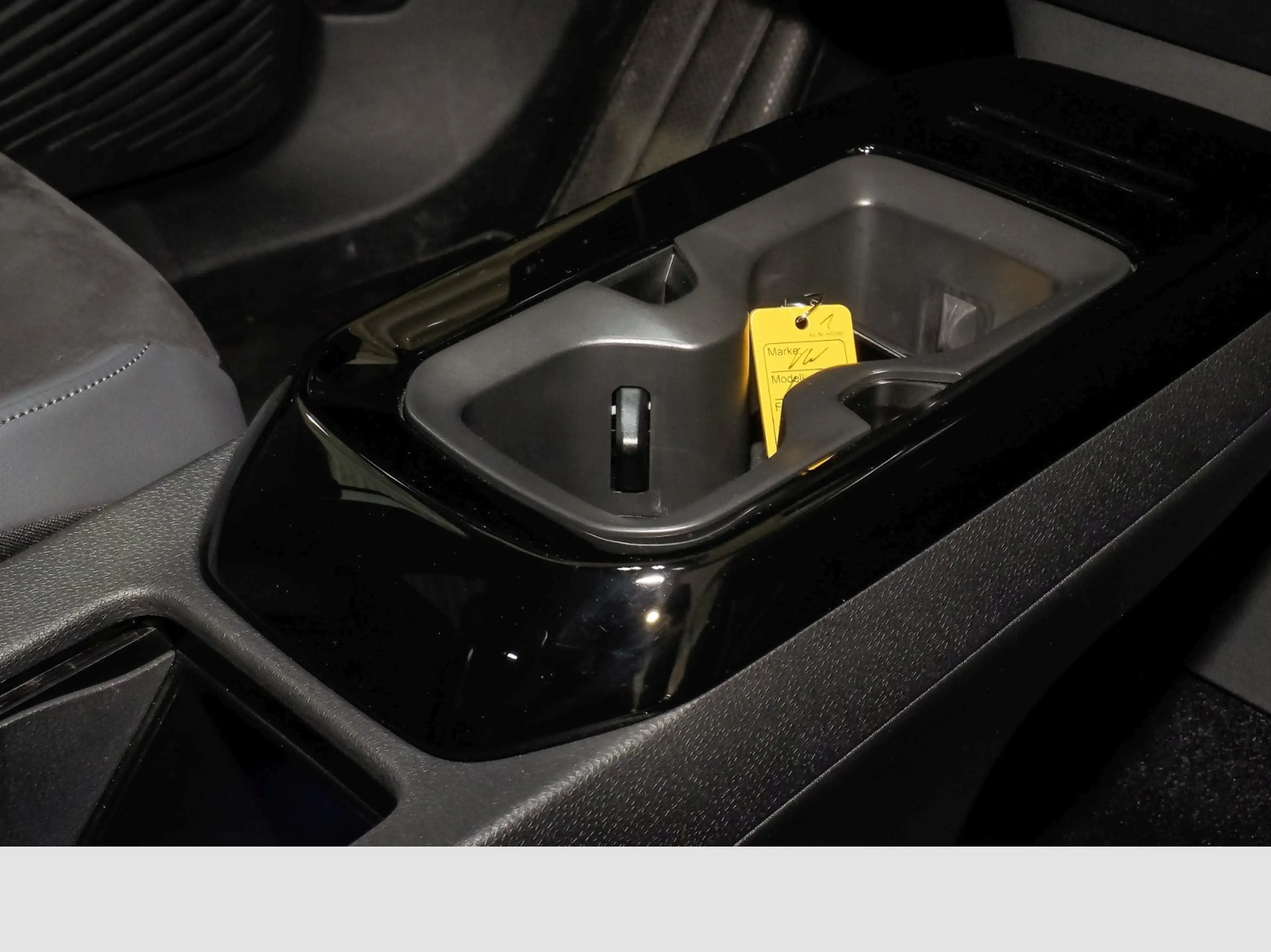 Volkswagen ID.4 PRO PERFORMANCE 150 KW MIT INFOTAINMENT-PAKET — photo 10