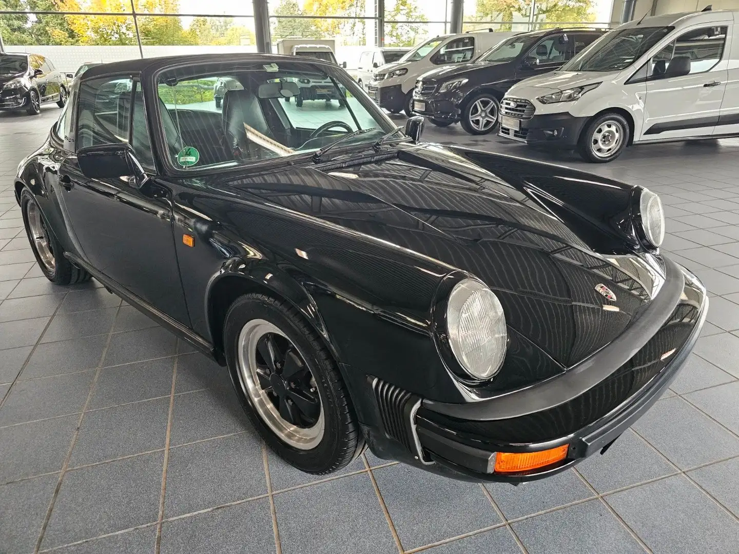 Porsche 911 3,2 Carrera Targa G-Modell Schwarz - 2