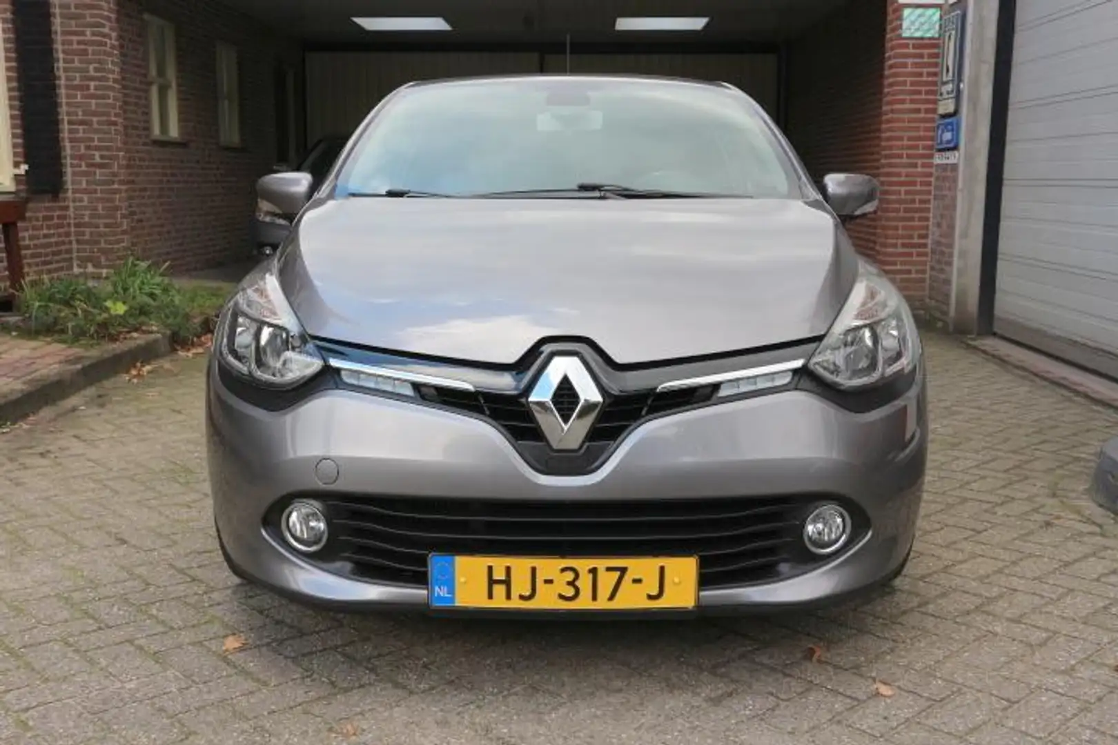 Renault Clio 1.2 Dynamique AUTOMAAT TREKHAAK afneembaar Grijs - 2