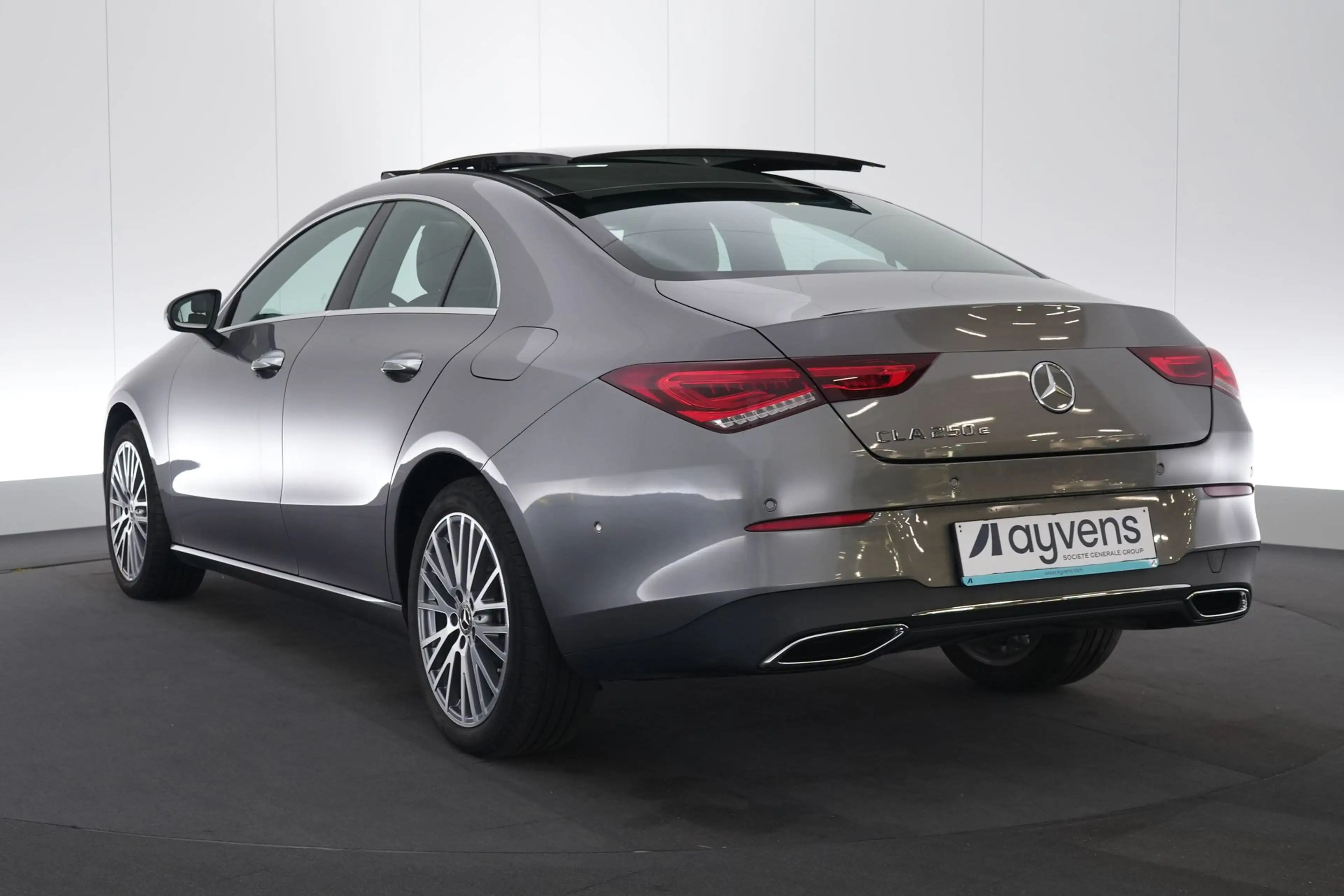 Mercedes-Benz CLA 250 250e PHEV Business Solution Luxury Plus LEDER/CUIR — photo 9